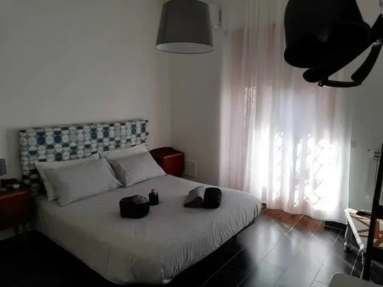 Tek Büyük Yataklı Oda