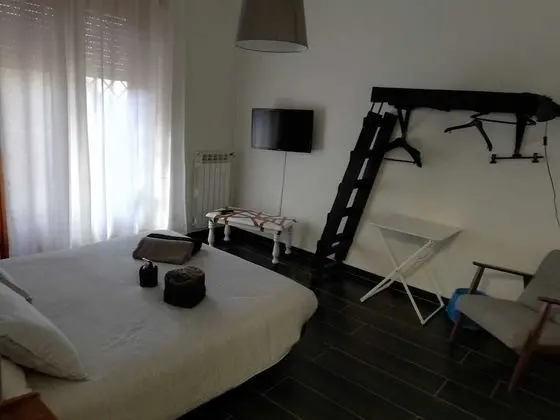 Tek Büyük Yataklı Oda