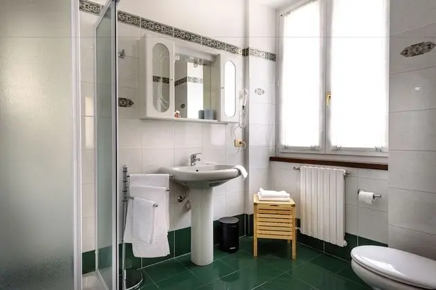 Comfort Tek Büyük veya İki Ayrı Yataklı Oda