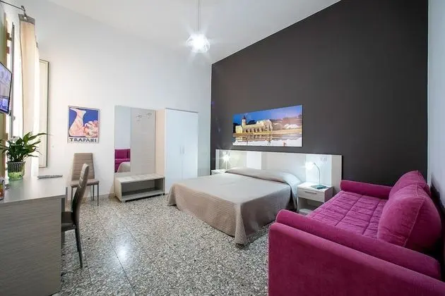 Tek Büyük veya İki Ayrı Yataklı Oda (2° Floor, No Elevator)