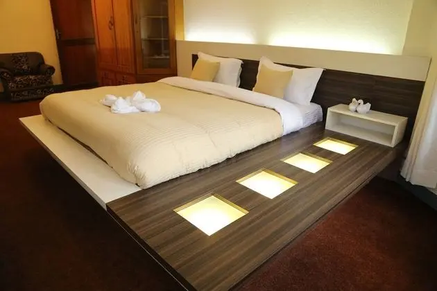 Deluxe Tek Büyük Yataklı Oda, Banyolu/Duşlu