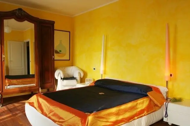 Tek Büyük veya İki Ayrı Yataklı Oda, Özel Banyo, Bahçe Manzaralı