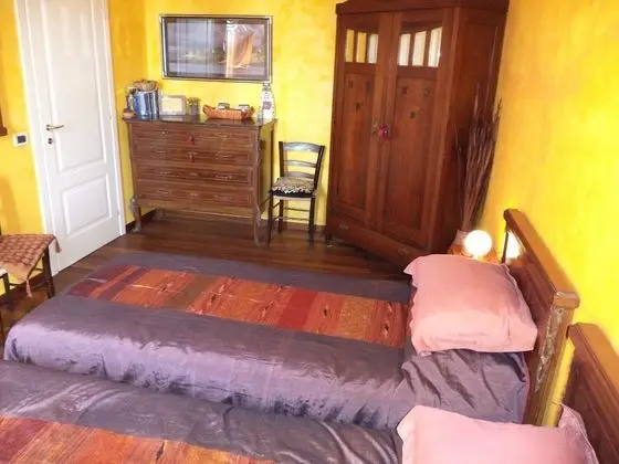Tek Büyük veya İki Ayrı Yataklı Oda, Özel Banyo, Bahçe Manzaralı