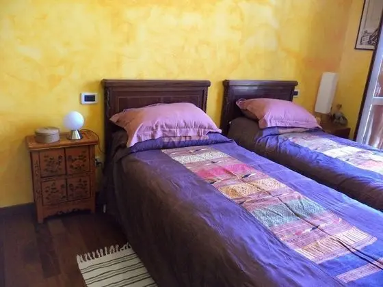 Tek Büyük veya İki Ayrı Yataklı Oda, Özel Banyo, Bahçe Manzaralı