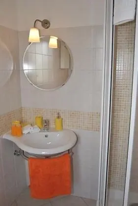 Üç Kişilik Oda, Birden Çok Yatak, Tepe Manzaralı