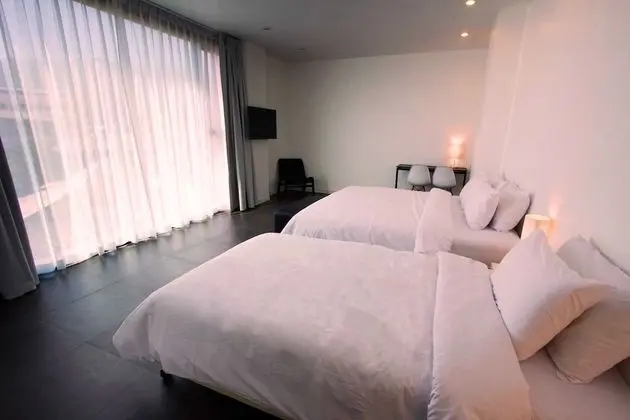 Triple Room (1 Double and 1 Single Bed)(Adults Only)