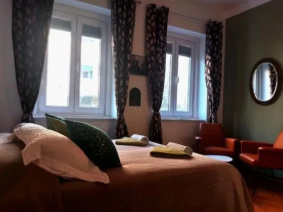 Comfort Tek Büyük veya İki Ayrı Yataklı Oda