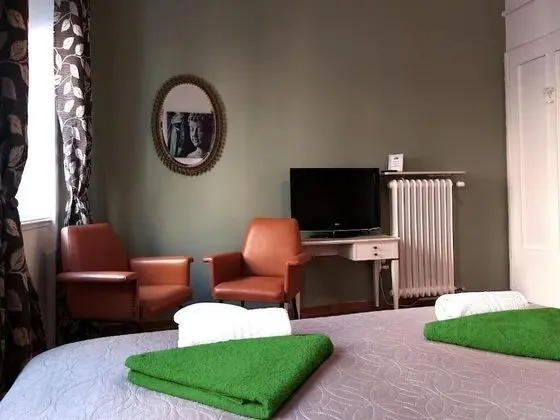 Comfort Tek Büyük veya İki Ayrı Yataklı Oda