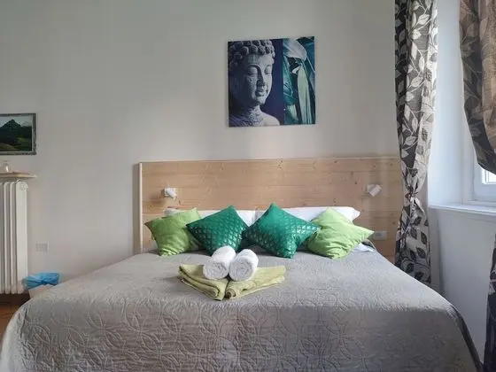 Comfort Tek Büyük veya İki Ayrı Yataklı Oda