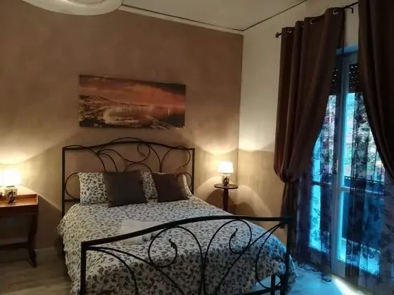 Üç Kişilik Oda, Balkon