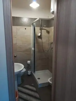 Üç Kişilik Oda, Balkon