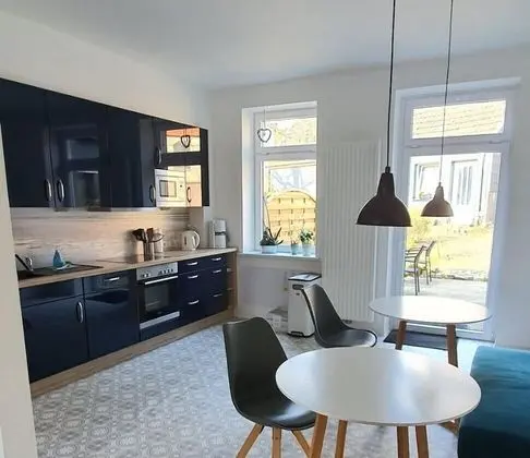 Classic Tek Büyük Yataklı Oda, Banyolu/Duşlu, Şehir Manzaralı (Zimmer 1)