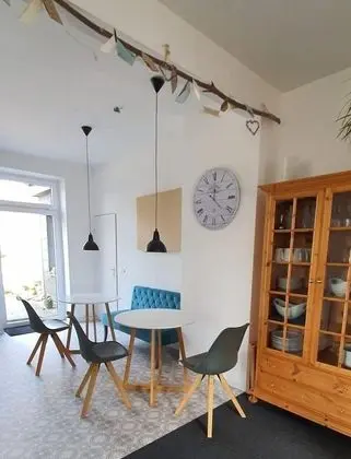 Classic Tek Büyük Yataklı Oda, Banyolu/Duşlu, Şehir Manzaralı (Zimmer 1)