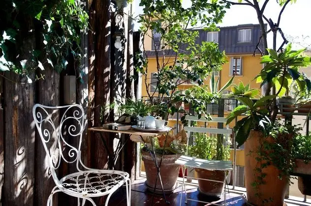 Tek Büyük Yataklı Oda, Teras