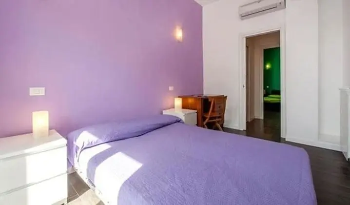 Tek Büyük Yataklı Oda, Balkon (Burattini)
