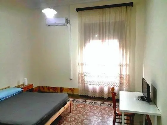 Tek Büyük Yataklı Oda, Balkon