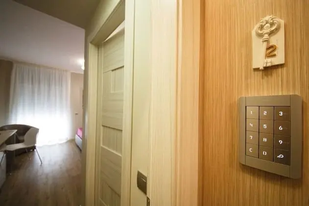 Tek Büyük Yataklı Oda, 1 Büyük (Queen) Boy Yatak, Engellilere Uygun, Sigara İçilmez