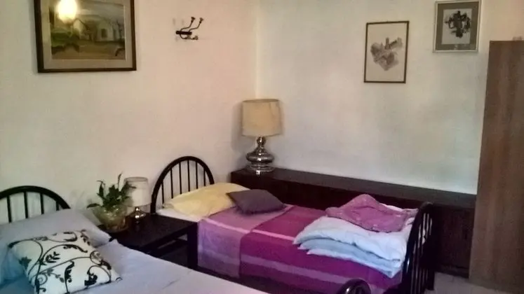 Üç Kişilik Oda, 1 Yatak Odası, Ortak Banyo, Bahçeli