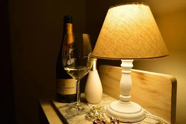 Elite Tek Büyük Yataklı Oda, Banyolu/Duşlu, Bahçe Manzaralı