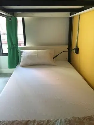 Mixed 6 beds Dormitory Room