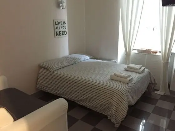 Family Oda, 1 Çift Kişilik Yatak ve Çekyat