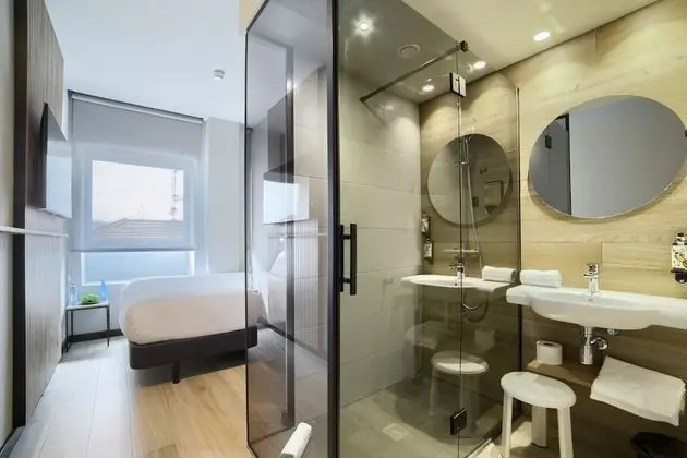 Economy Büyük Yataklı Tek Kişilik Oda