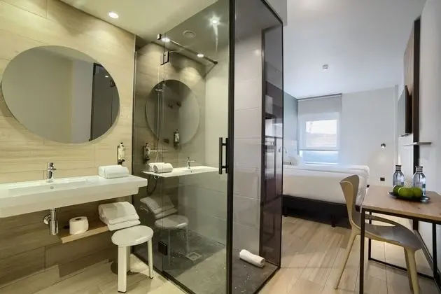 Family Dört Kişilik Oda