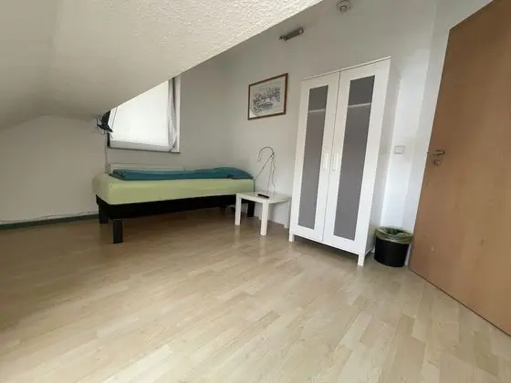 Standard Apart Daire, Özel Banyo (Dachgesch.2 Einzelzimmer)