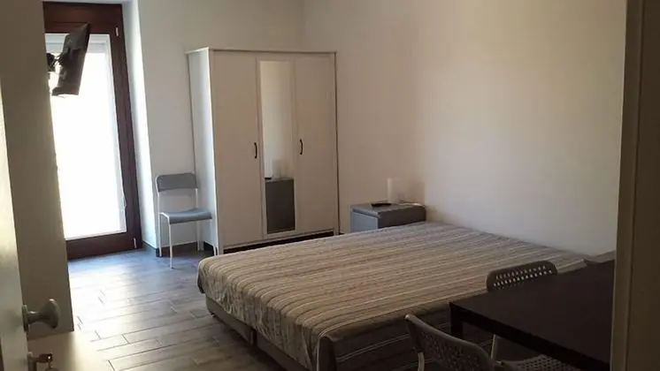 Tek Büyük Yataklı Oda, Balkon