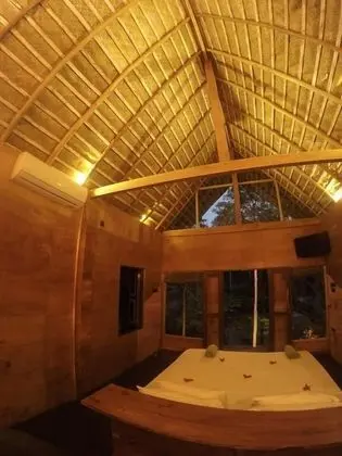 Kır Evi, 1 Çift Kişilik Yatak, Sigara İçilmez