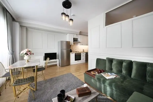 One Bedroom Apartment