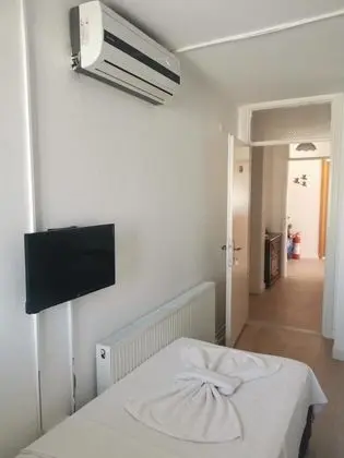 3 Kişilik Oda, Sokak Manzaralı, 1. Kat