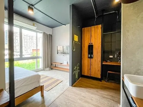 Deluxe Tek Büyük Yataklı Oda