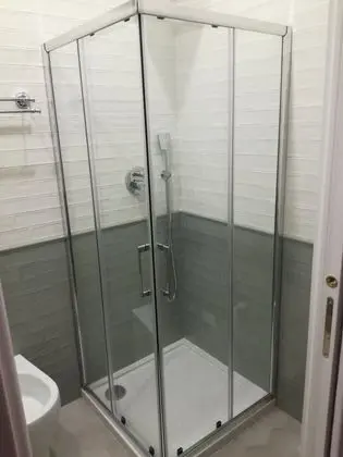 Tek Büyük Yataklı Oda, Özel Banyo