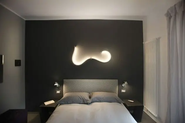 Design Tek Büyük Yataklı Oda, Banyolu/Duşlu, Bahçe Manzaralı