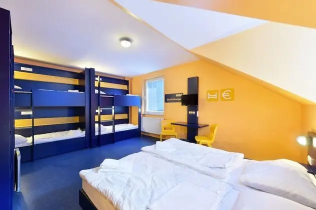 Oda, Ortak Banyo (for 6 people)