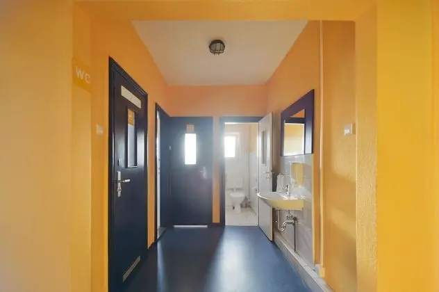 Oda, Ortak Banyo (for 5 people)