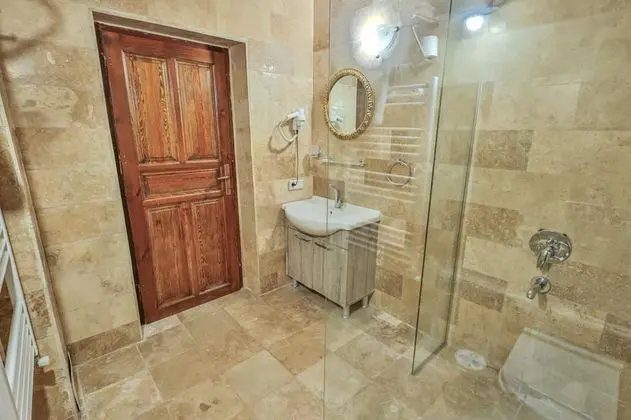 Çift Kişilik, Vadi Manzaralı, Jakuzili (2 Kişilik)