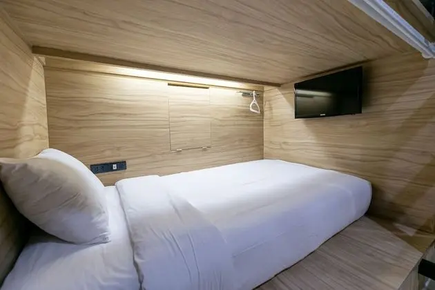 Dormitory Rooms Male