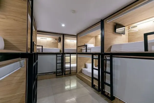 Dormitory Rooms Male