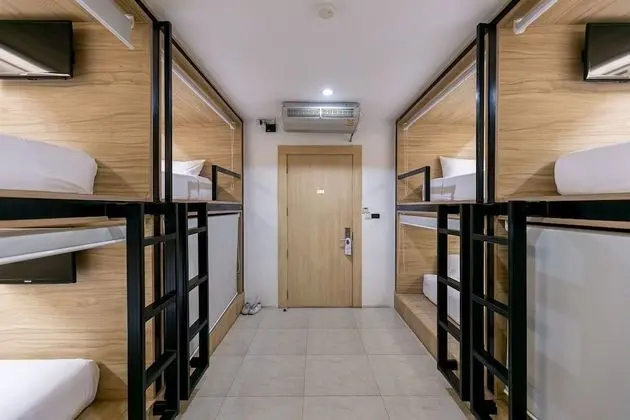 Dormitory Rooms Male