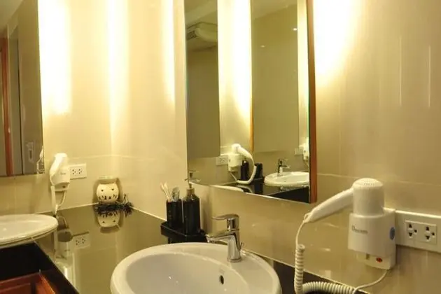 Dormitory Rooms Male