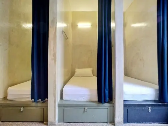 Comfort Oda, Birden Çok Yatak, Ortak Banyo