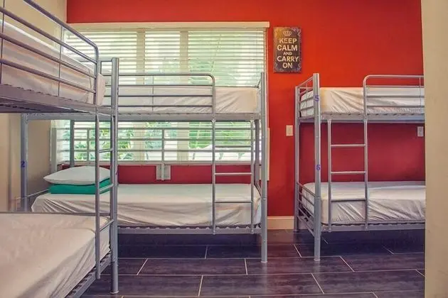 Oda (Private room with bathroom, 8 beds)