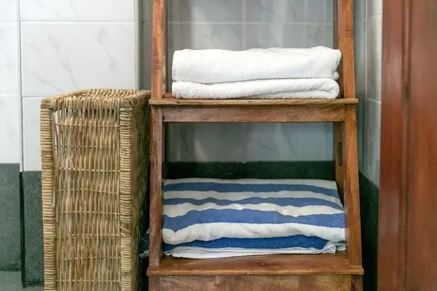 Tek Büyük Yataklı Oda, 1 Çift Kişilik Yatak, Balkon, Bahçe Manzaralı