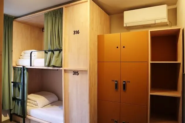 Deluxe Ortak Ranzalı Oda, Karma Ranzalı Oda, Sigara İçilmez