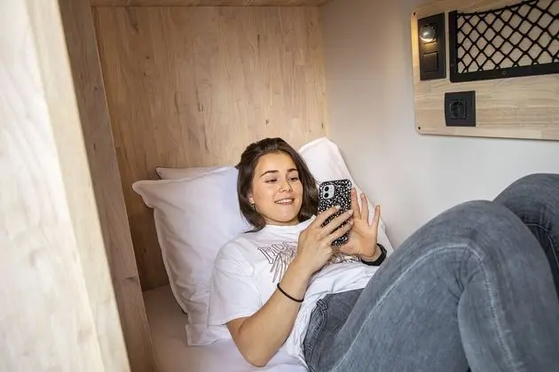 Deluxe Ortak Ranzalı Oda, Sadece kadınlar için, Sigara İçilmez