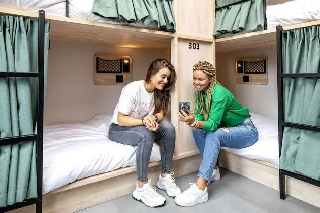 Deluxe Ortak Ranzalı Oda, Sadece kadınlar için, Sigara İçilmez