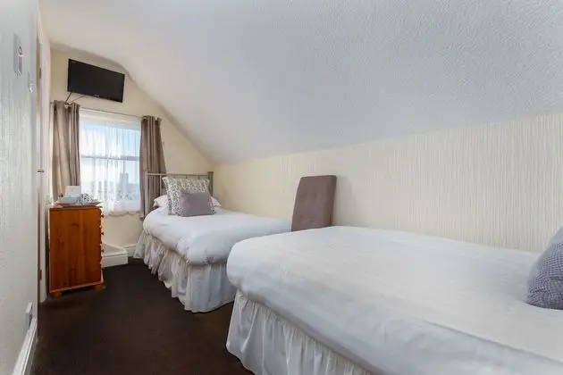 Standard İki Ayrı Yataklı Oda, Banyolu/Duşlu (Age 35 and older)