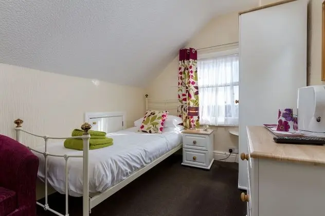 Standard Tek Kişilik Oda (Second Floor, Age 35 and older)